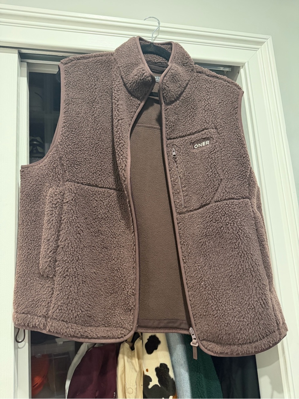 Oner Active Plush Sherpa Vest in Taupe Brown